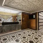 호텔 Mukarnas Pera 4*