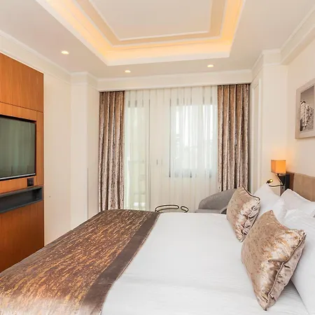 Mukarnas Pera Hotel 4*