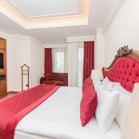 Hotel Mukarnas Pera 4*