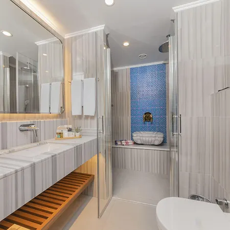 Mukarnas Pera Hotel 4*