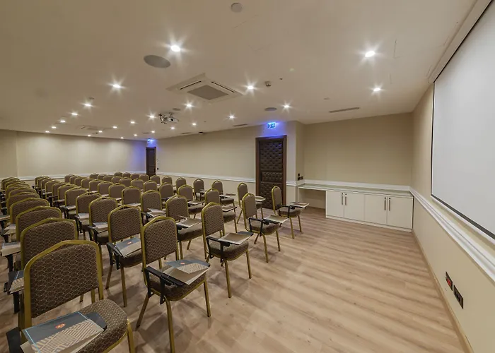 Hotel Mukarnas Pera 4*