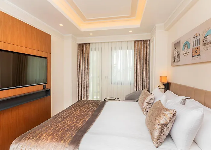 Mukarnas Pera Hotel 4*