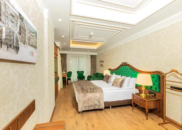 Hotel Mukarnas Pera 4*