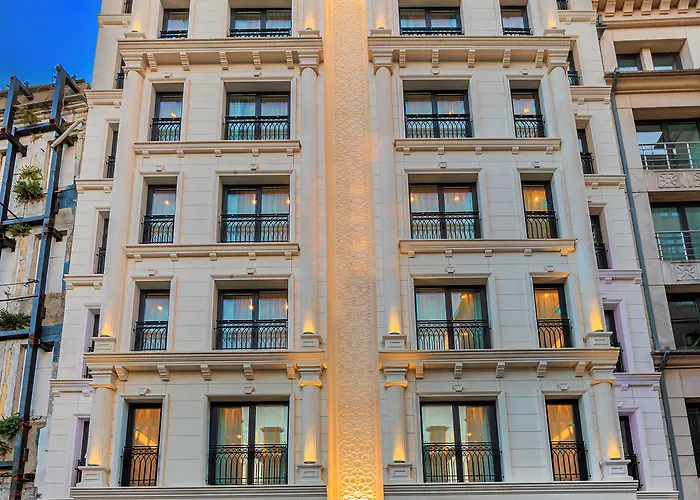 Mukarnas Pera Hotel 4*