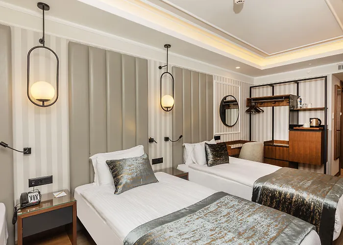 Mukarnas Pera Hotel 4*